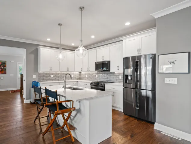 $550,000 | 642 Baker Street, Walworth, WI 53184