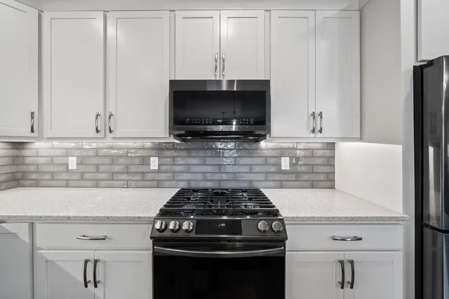 $550,000 | 642 Baker Street, Walworth, WI 53184