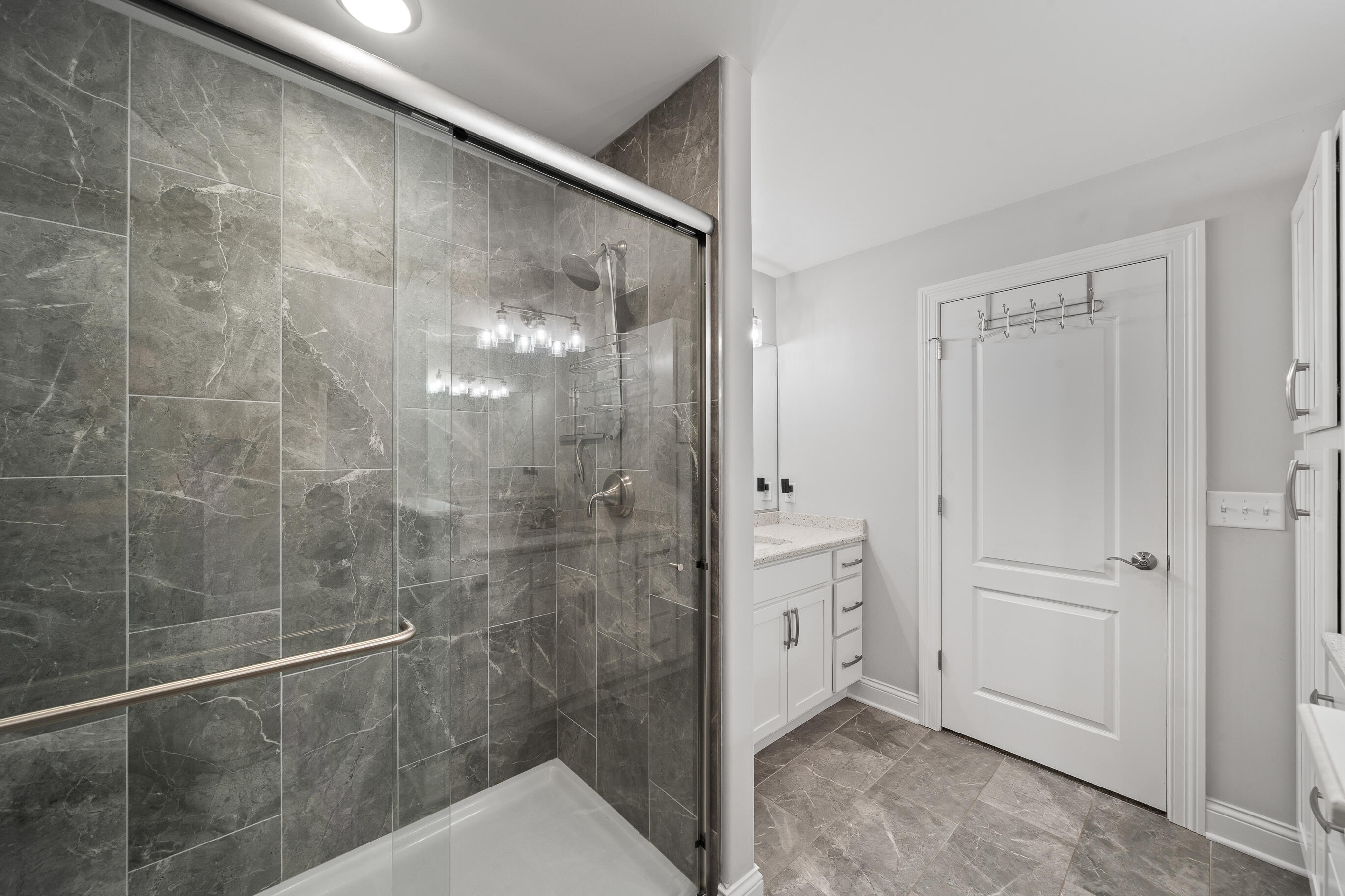 642 Baker Street Walworth, WI 53184 - Photo 43 of 98 Primary