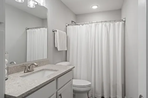 $550,000 | 642 Baker Street, Walworth, WI 53184