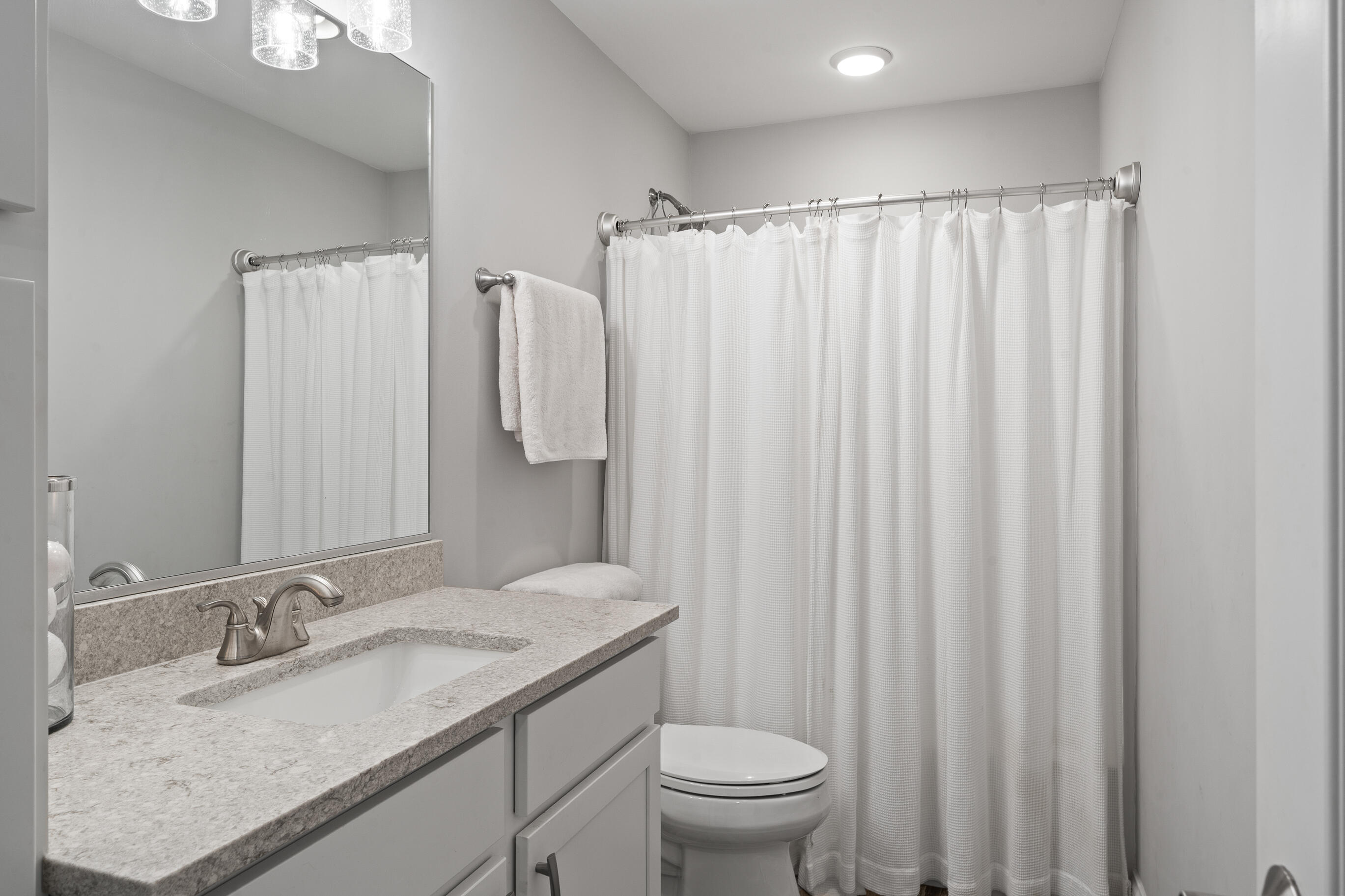 642 Baker Street Walworth, WI 53184 - Photo 54 of 98 Second Floor Bathroom