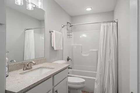 $550,000 | 642 Baker Street, Walworth, WI 53184