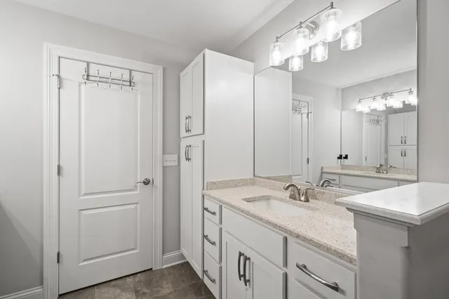 $550,000 | 642 Baker Street, Walworth, WI 53184