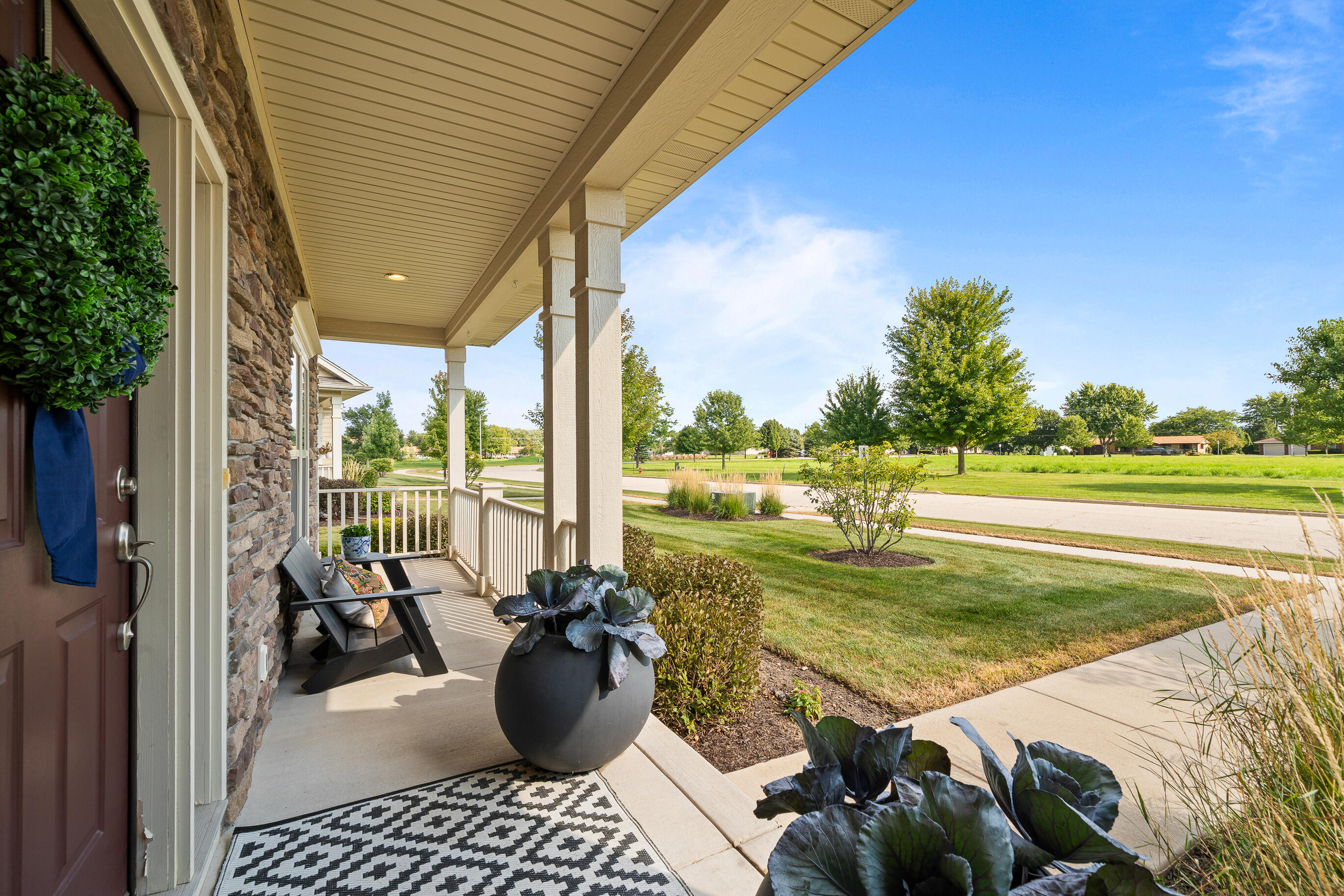 642 Baker Street Walworth, WI 53184 - Photo 6 of 98 Front Porch