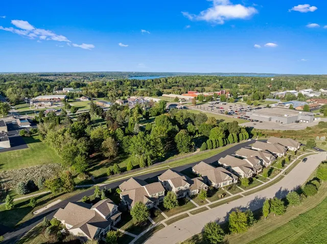 $550,000 | 642 Baker Street, Walworth, WI 53184