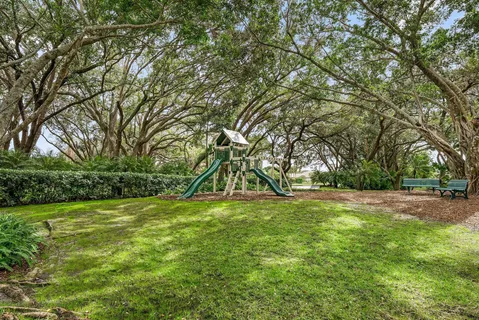 $1,099,000 | 9927 Canary Palm Way, Jupiter, FL 33469