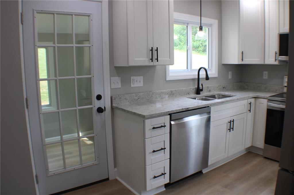 135 Truver Road Valencia, PA 16059 - Photo 7 of 36 Gallery Image 7