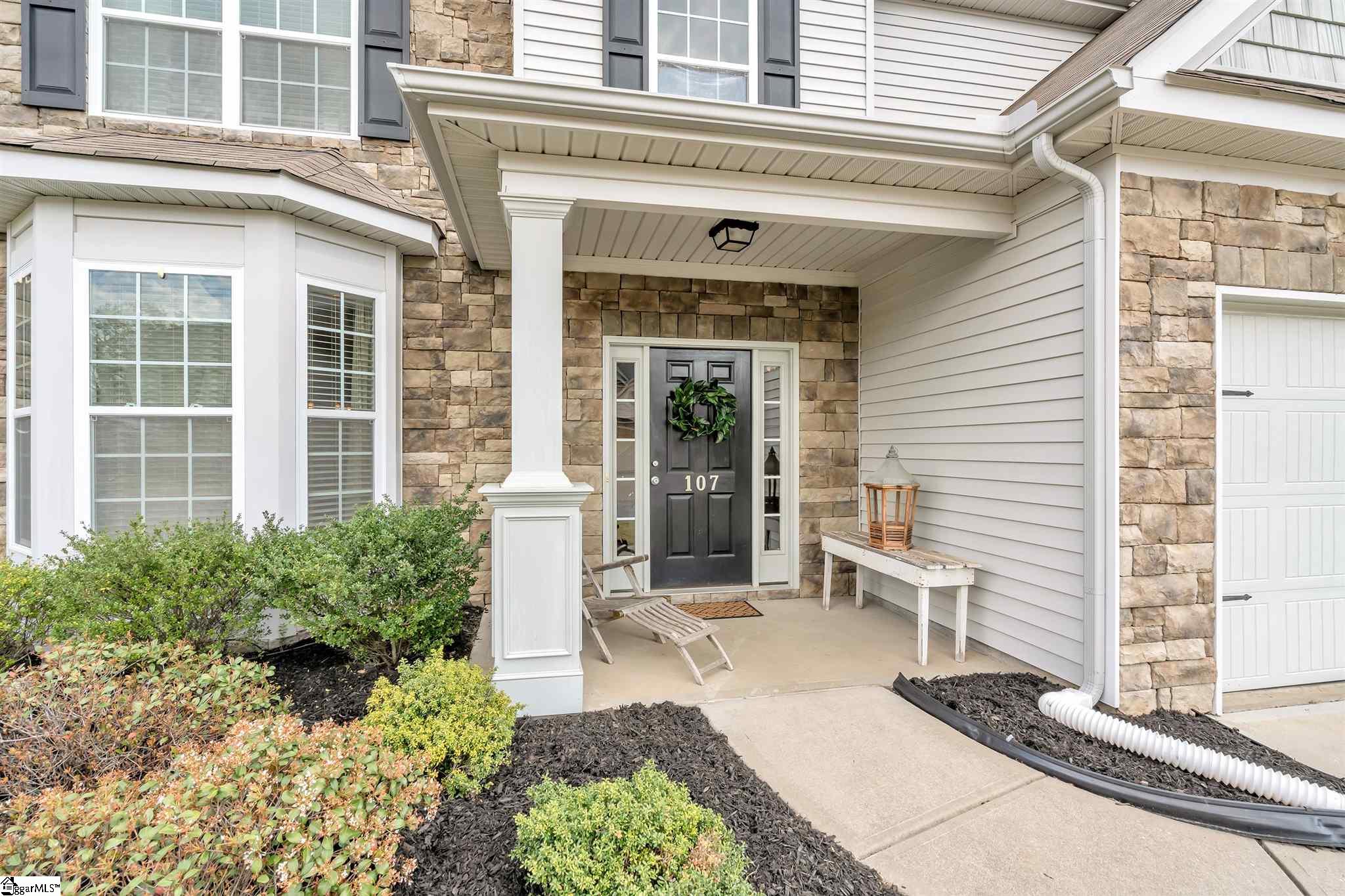 107 Amherst Way Easley, SC 29642 - Photo 2 of 29 Gallery Image 2