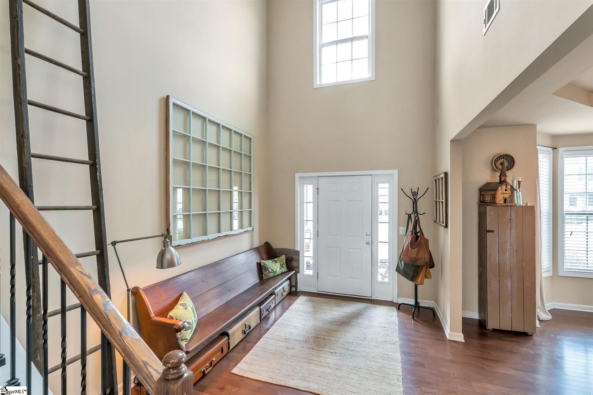 107 Amherst Way Easley, SC 29642 - Photo 3 of 29 Gallery Image 3
