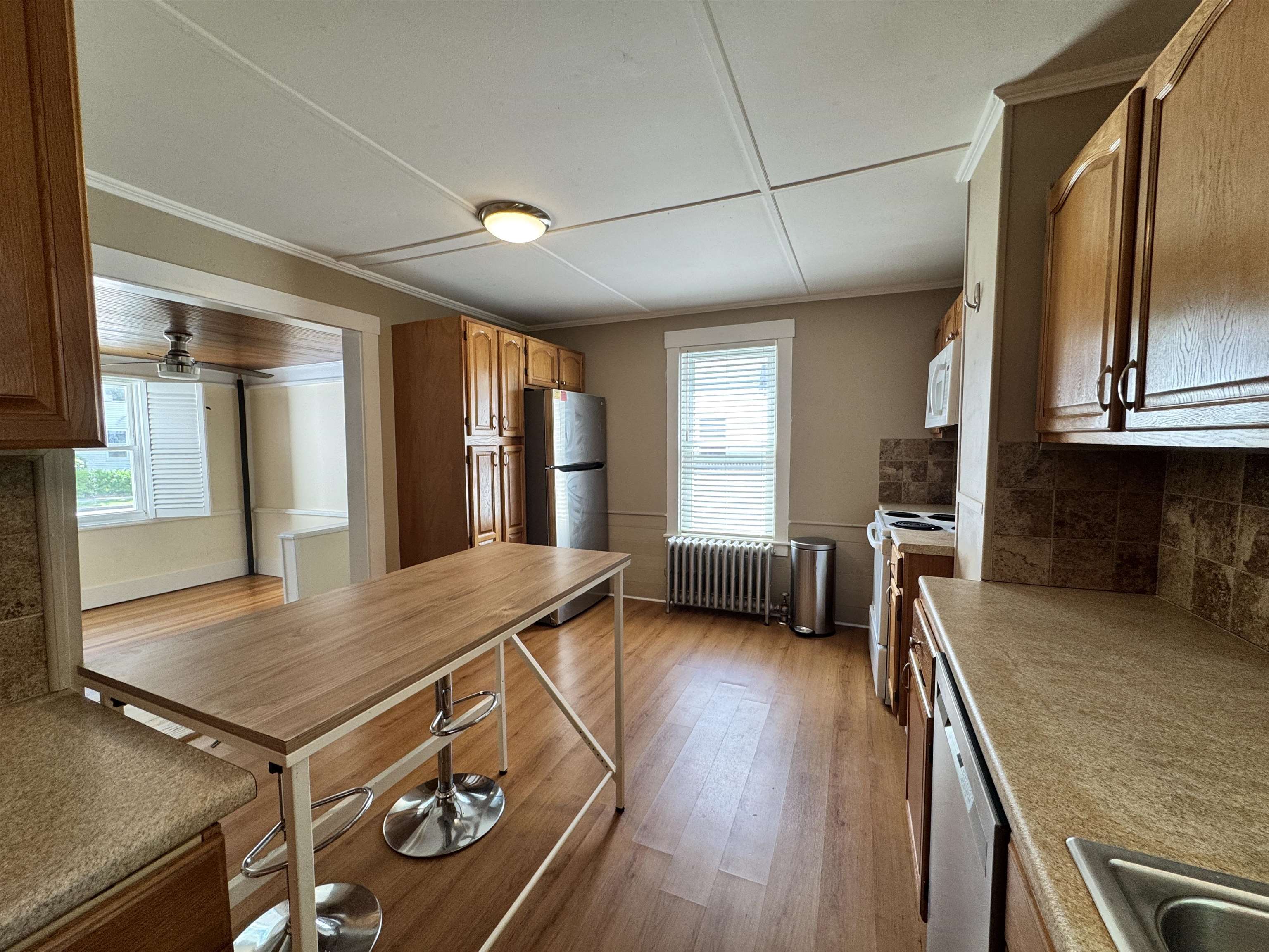 90 Centre Street Concord, NH 03301 - Photo 8 of 33