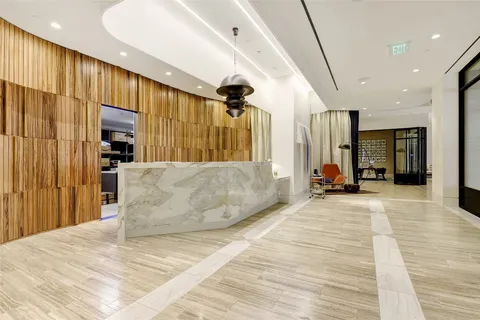 $680,000 | 501 West Avenue, Unit 703, Austin, TX 78701