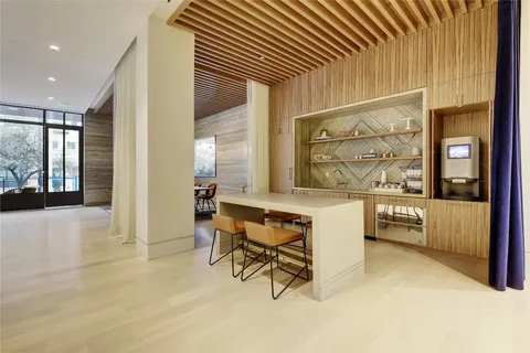 $680,000 | 501 West Avenue, Unit 703, Austin, TX 78701
