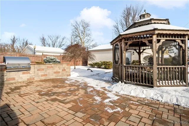 $249,999 | 101 Wendover Avenue, Tonawanda, NY 14223