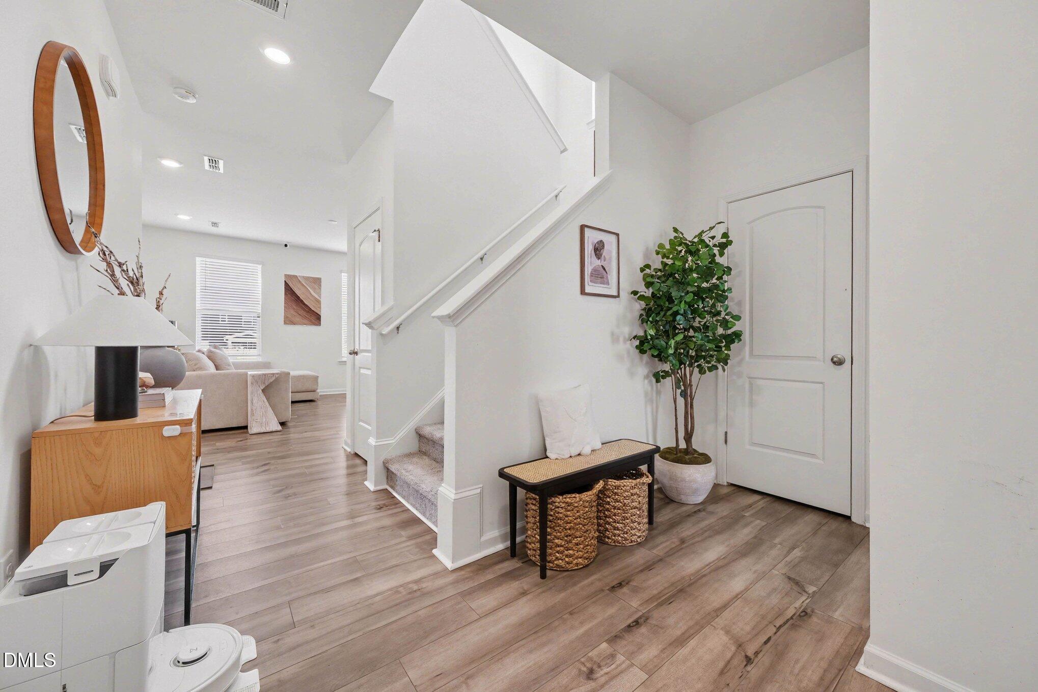 2129 Crestwood Rdg Drive Durham, NC 27704 - Photo 3 of 27 Foyer