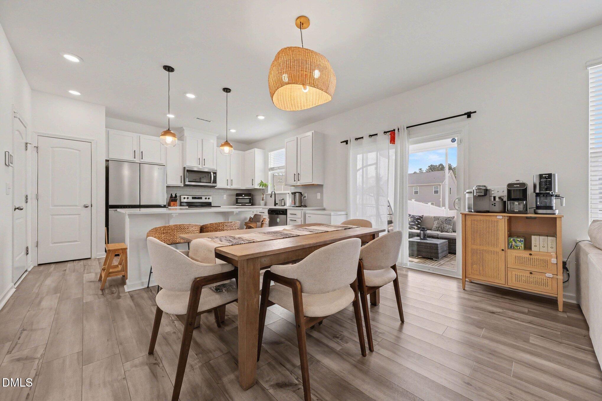 2129 Crestwood Rdg Drive Durham, NC 27704 - Photo 8 of 27 Dining Area
