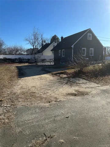 a view of a house with a lake view