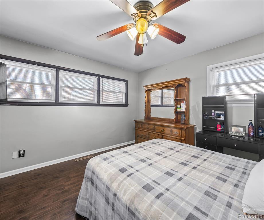 10225 Quirk Road Belleville, MI 48111 - Photo 20 of 66 Gallery Image 20