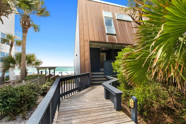 a balcony with view of outdoor space