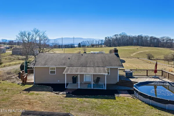 $499,900 | 2022 Bessie Slaton Road, Dandridge, TN 37725