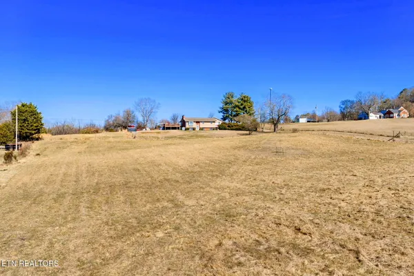 $499,900 | 2022 Bessie Slaton Road, Dandridge, TN 37725