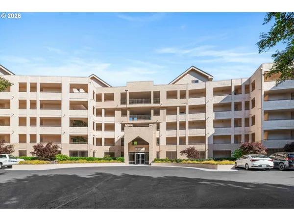 $210,000 | 6605 West Burnside Road, Unit 112, Portland, OR 97225