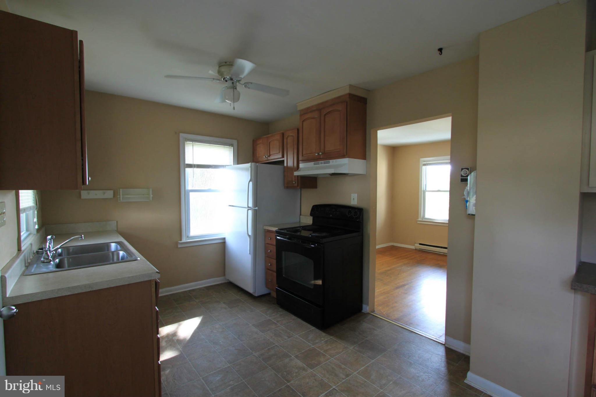 102 North Fairfax Boulevard Ranson, WV 25438 - Photo 13 of 17 Interior (General)