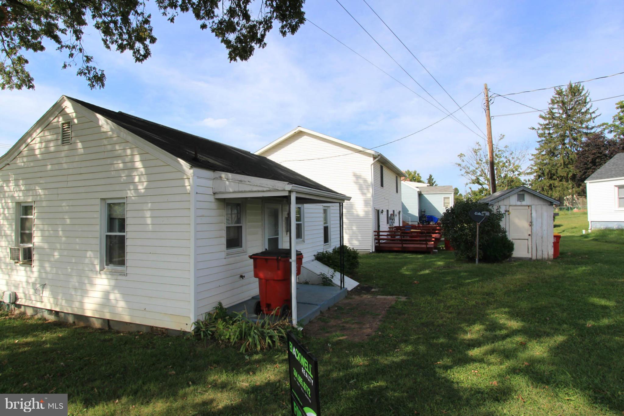 102 North Fairfax Boulevard Ranson, WV 25438 - Photo 15 of 17 Exterior (Rear)