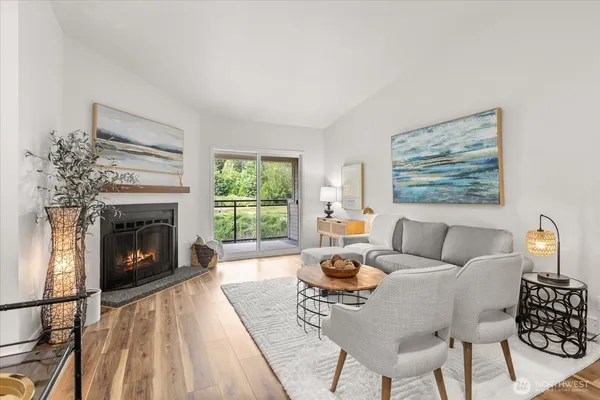 $424,950 | 10822 East Riverside Drive, Unit A303, Bothell, WA 98011