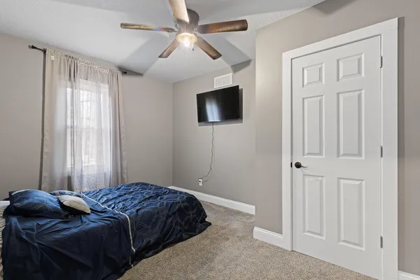 $204,000 | 734 South Winter Street, Adrian, MI 49221