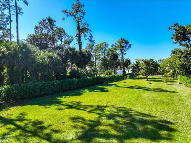 $10,500 | 1890 Oakes Boulevard, Unit A, Naples, FL 34119