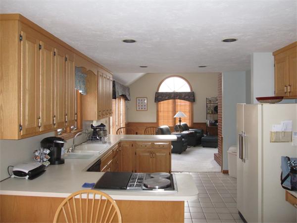 2 Woodcrest Road Westborough, MA 01581 - Photo 14 of 30 Gallery Image 14
