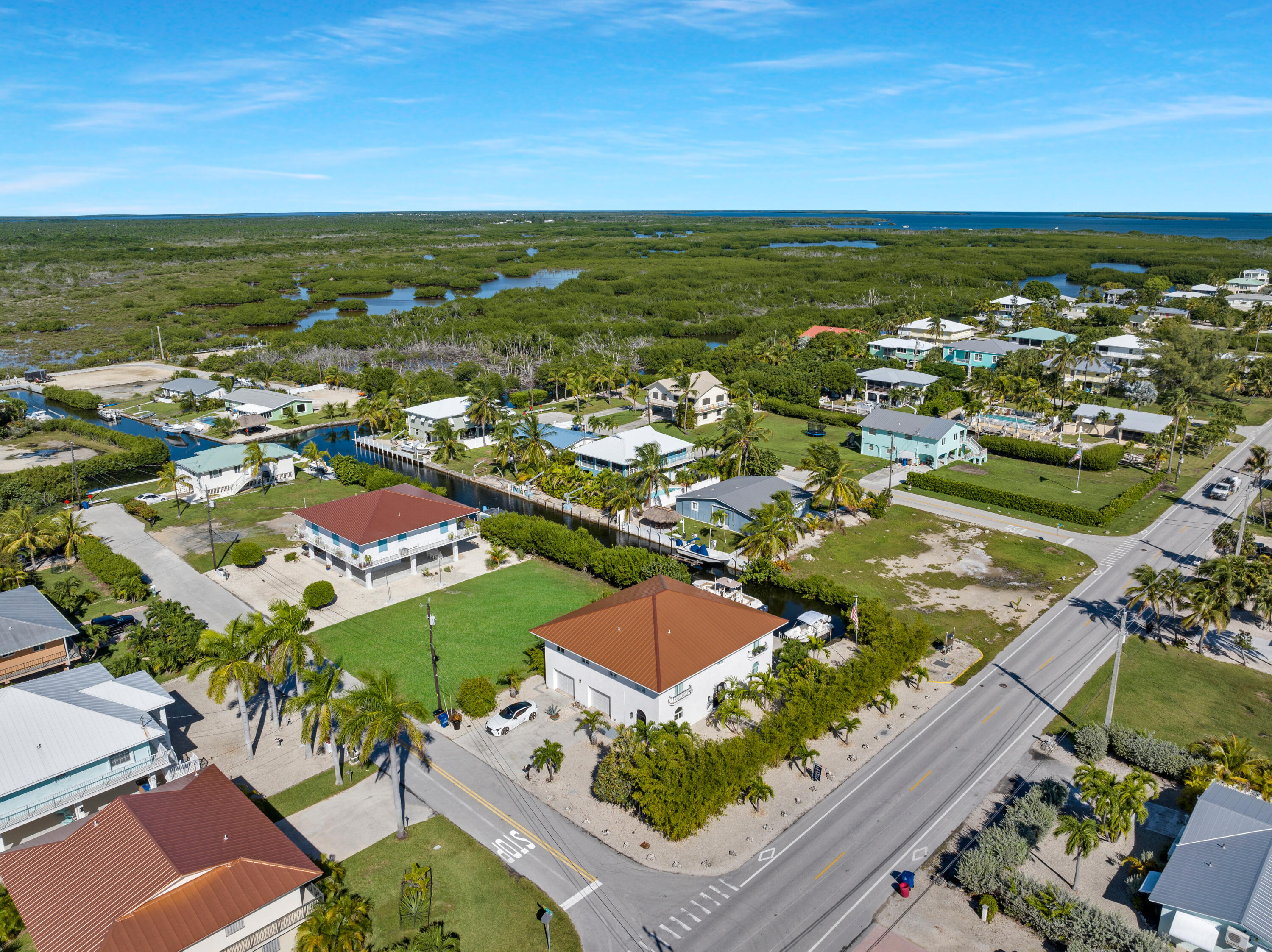 30363 Flamingo Lane Big Pine Key, FL 33043 - Photo 6 of 43 a view of city and ocean
