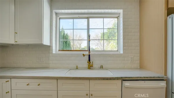 $5,775 | 24306 Gilmore Street, West Hills, CA 91307