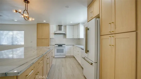 $5,775 | 24306 Gilmore Street, West Hills, CA 91307