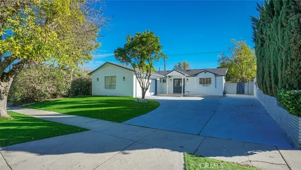 $5,775 | 24306 Gilmore Street, West Hills, CA 91307