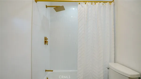 $5,775 | 24306 Gilmore Street, West Hills, CA 91307
