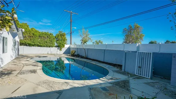 $5,775 | 24306 Gilmore Street, West Hills, CA 91307