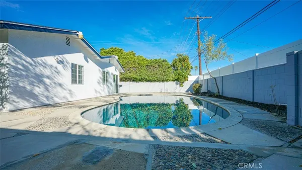 $5,775 | 24306 Gilmore Street, West Hills, CA 91307