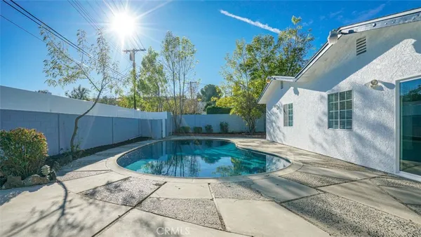 $5,775 | 24306 Gilmore Street, West Hills, CA 91307