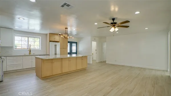 $5,775 | 24306 Gilmore Street, West Hills, CA 91307