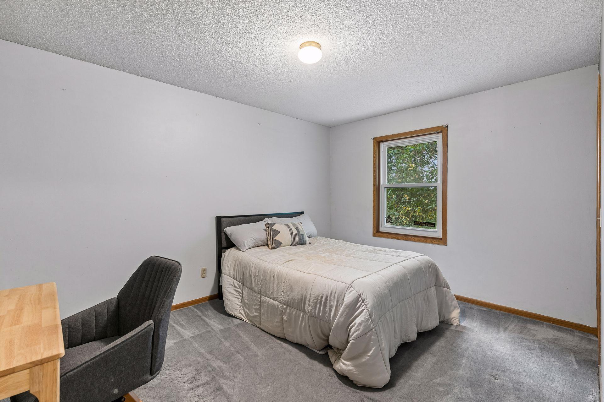 4482 Oak Pond Road Eagan, MN 55123 - Photo 22 of 40 Gallery Image 22