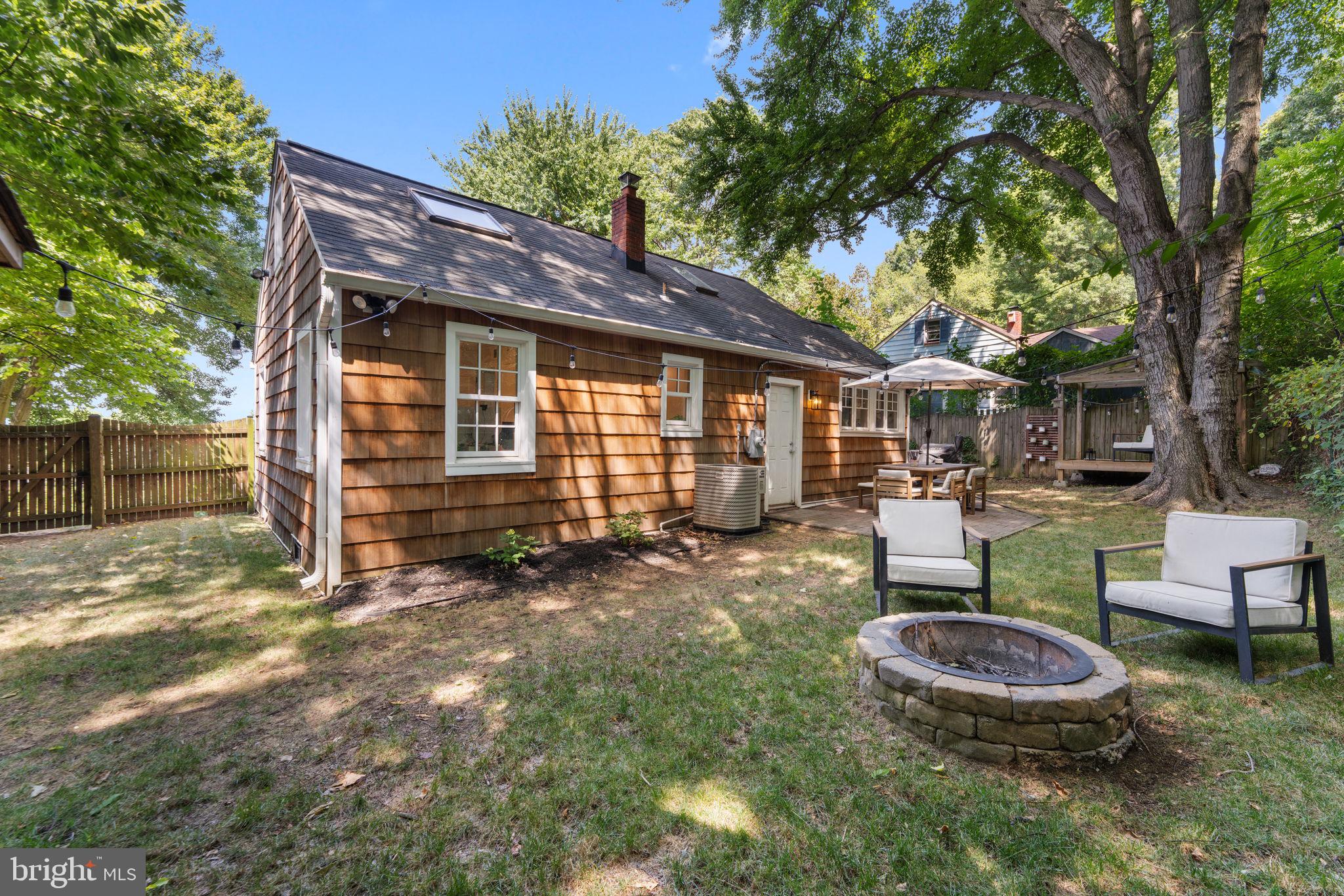 7019 Grove Road Alexandria, VA 22306 - Photo 32 of 43 Gallery Image 32