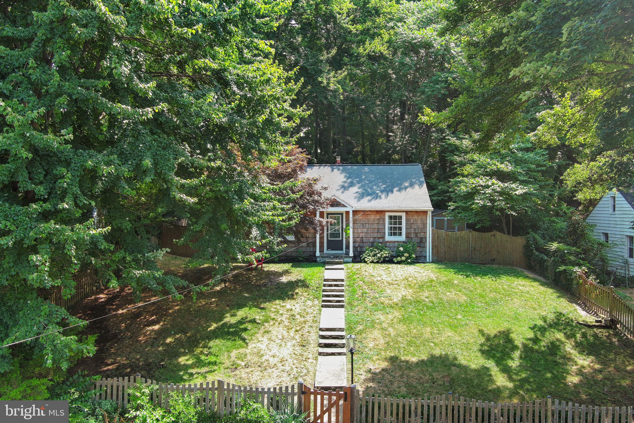 7019 Grove Road Alexandria, VA 22306 - Photo 7 of 43 Gallery Image 7