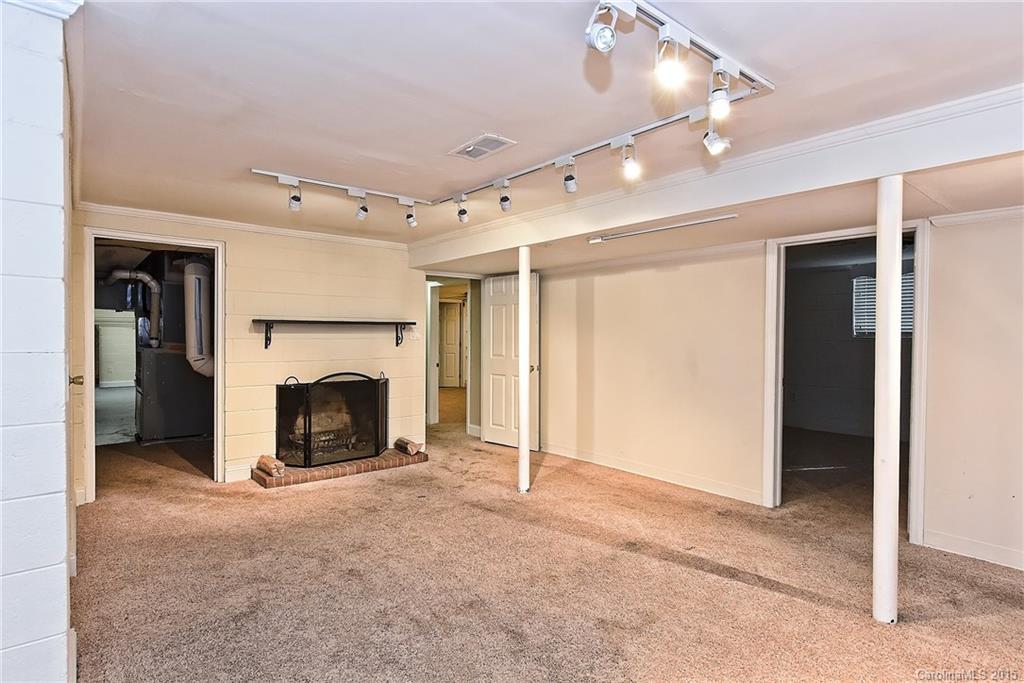 151 Sardis Road North Charlotte, NC 28270 - Photo 17 of 24 Gallery Image 17