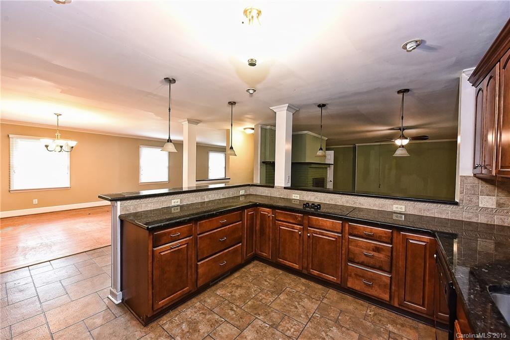 151 Sardis Road North Charlotte, NC 28270 - Photo 8 of 24 Gallery Image 8