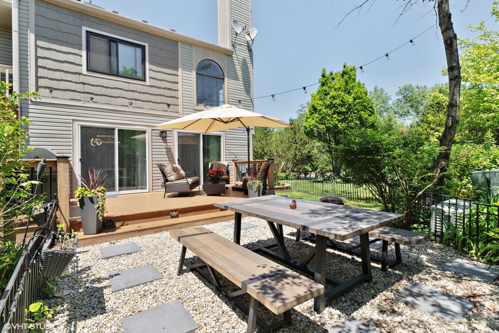 1430 Waukegan Road Deerfield, IL 60015 - Photo 19 of 20 a view of a house with backyard and sitting area