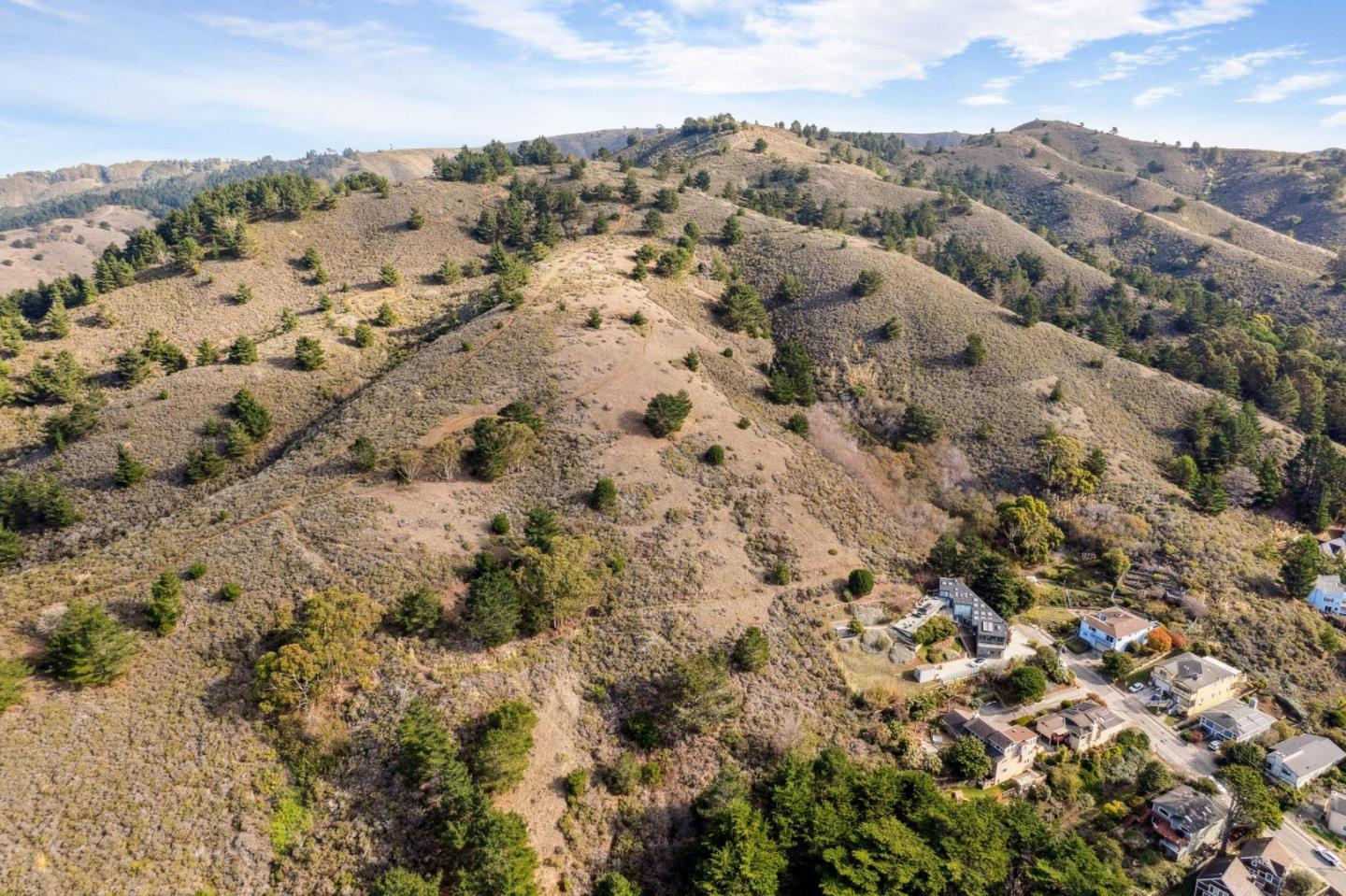 0 Calera Pacifica, CA 94044 - Photo 4 of 5