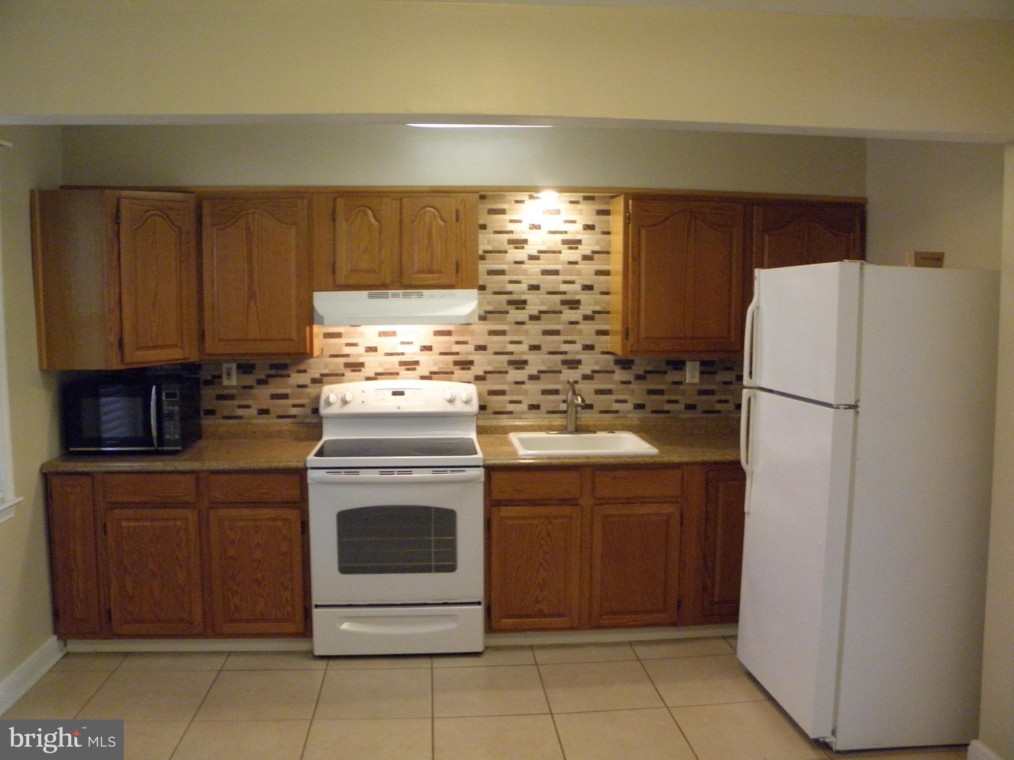 1214 Primrose Avenue Rosedale, MD 21237 - Photo 7 of 28