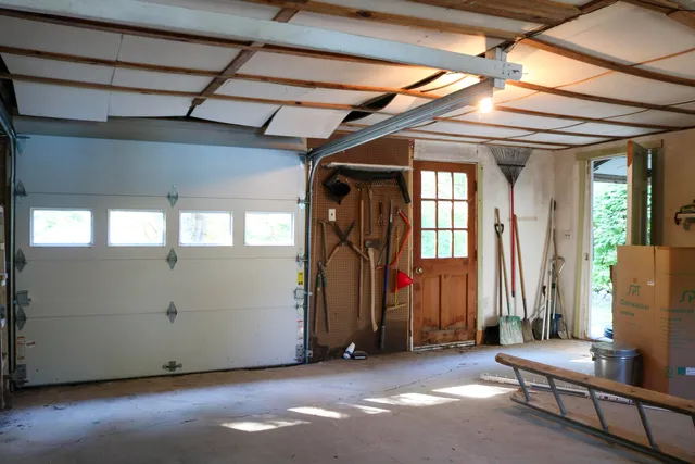 $799,000 | 295 Mills Road, Newcastle, ME 04553