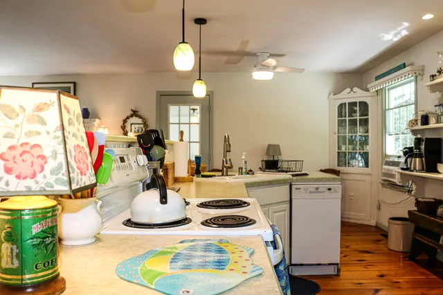 $799,000 | 295 Mills Road, Newcastle, ME 04553